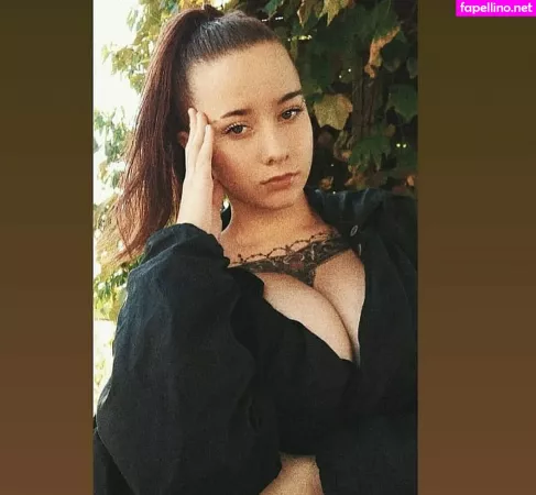 Suzizvonar OnlyFans Thumbnail #6ll2BCi0KE