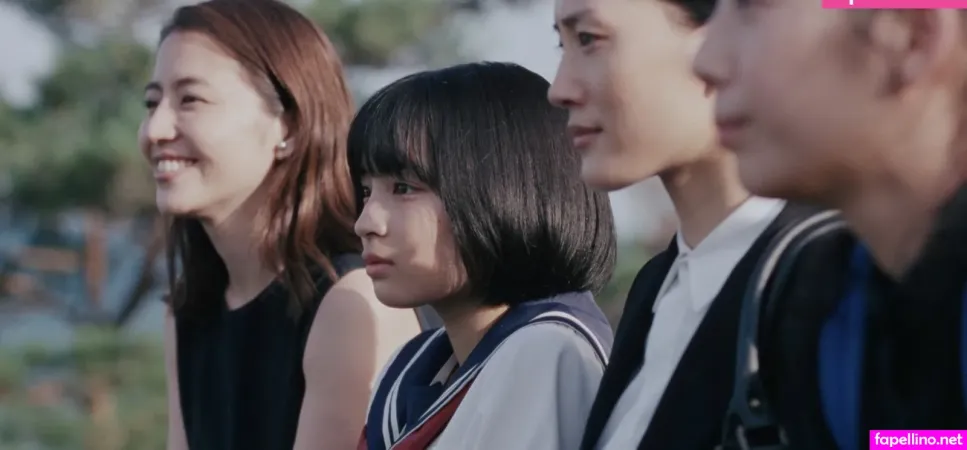 Suzu Hirose Main Profile Photo