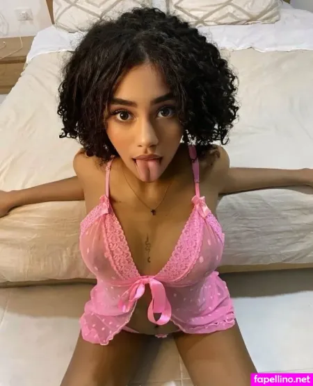 Suzunee Main Profile Photo