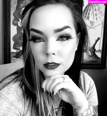 Suzy Berhow OnlyFans Thumbnail #UVfWpkShtW