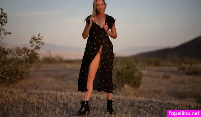 Suzy Favor Hamilton OnlyFans Thumbnail #iTVCasiVxk