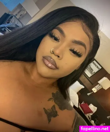 Suzymariee OnlyFans Thumbnail #qVrWX9xX9T