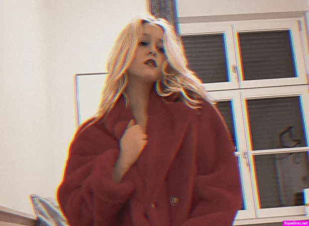 Svealove OnlyFans Thumbnail #bM6wA8JARQ