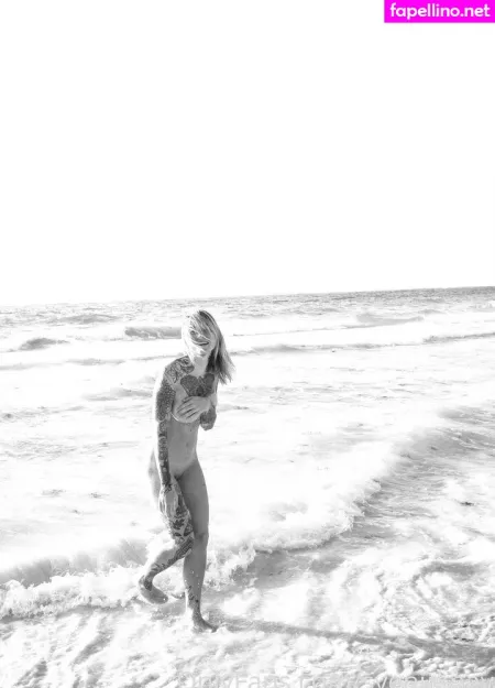 Svenja May OnlyFans Thumbnail #09hx4z87th