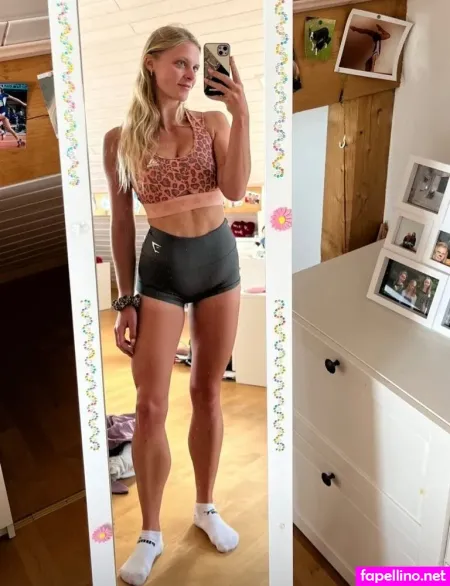 Svenja Sommer OnlyFans Thumbnail #tkvPb17K7t