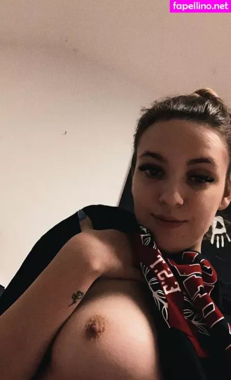 Svenjaaonly OnlyFans Thumbnail #HiWPHum4z3