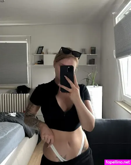 Svenjasvetlana OnlyFans Thumbnail #1M1xCgxZA6