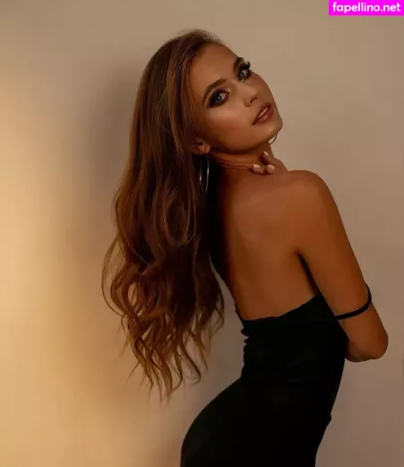Sveta Katsuba OnlyFans Thumbnail #cYY1toGVfC