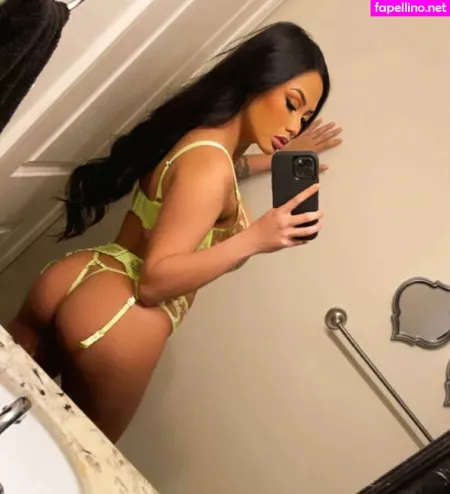 Svetavonsavage OnlyFans Thumbnail #9iF798qVNu