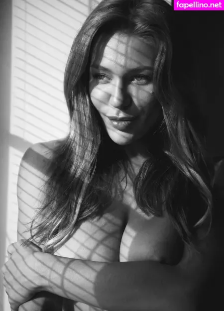 Svetlana Sinitsyna OnlyFans Thumbnail #jRTRzsbnIu