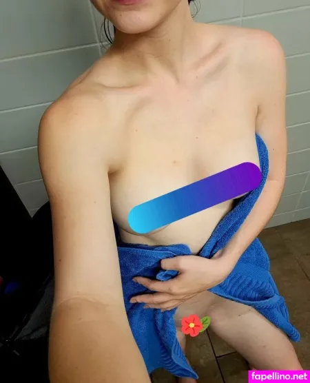 Svetthenymphofree OnlyFans Thumbnail #zoQ2FwUeM3