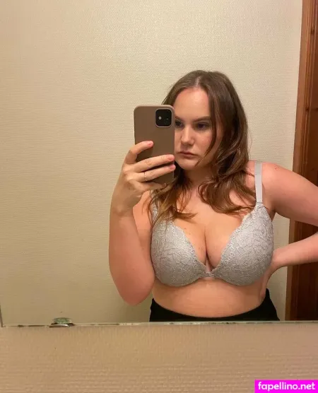 Sw Moa Eet OnlyFans Thumbnail #8ZLVrt5fQm