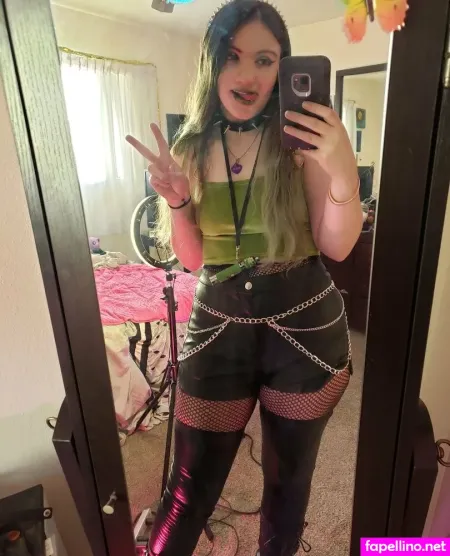 Sw33tkitten2 OnlyFans Thumbnail #xeBS6b0GBz