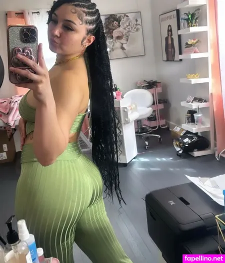 Swaazzzy OnlyFans Thumbnail #2HEkrNbfwL