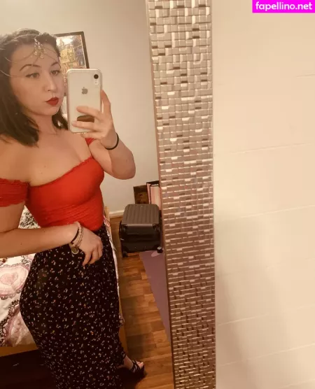 Swallowpeaches OnlyFans Thumbnail #EZEvUfZY3Z