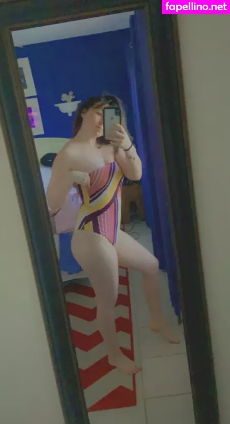 Swallowpeaches OnlyFans Thumbnail #W5tYiVHBic