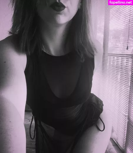 Swallowpeaches OnlyFans Thumbnail #nTXqTuB2Ff