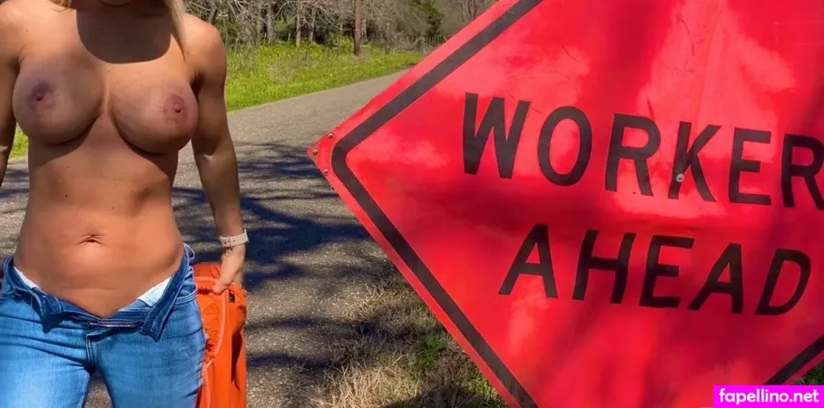 Swamp Barbee OnlyFans Thumbnail #NrrU2TFt3Z