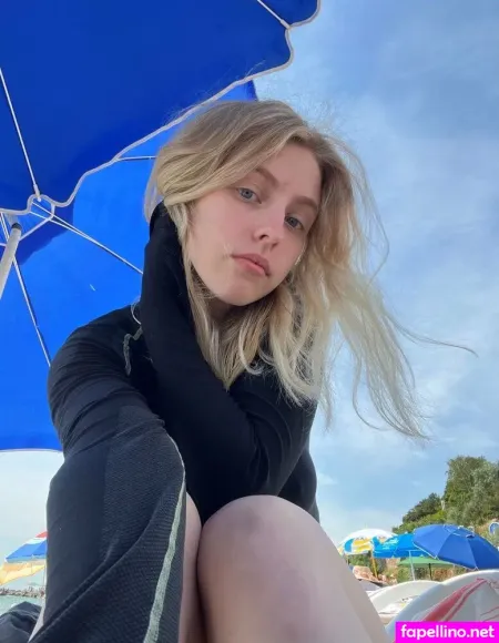 Swan Polina OnlyFans Thumbnail #JfHIqPGDkX