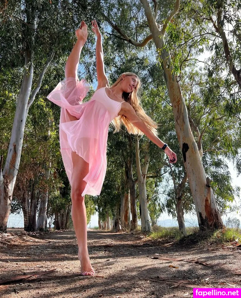 swanfee Nude Leaked OnlyFans Photo #yMSp6lBbu5