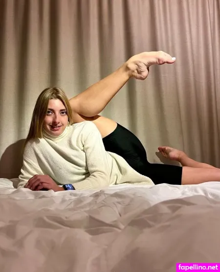 Swanfeet OnlyFans Thumbnail #JLpiMNa6vq