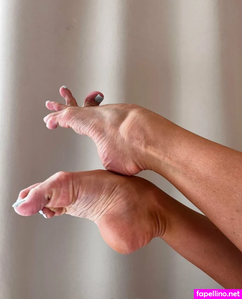 elzaarch, swanfeet Nude Leaked OnlyFans Photo #vW1cz51dIt