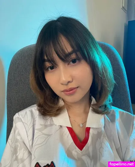 Swansage OnlyFans Thumbnail #IbyP7Brv5g