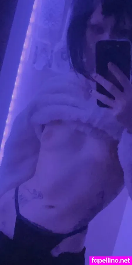 Sweatergoth OnlyFans Thumbnail #MuNpHF97Jh