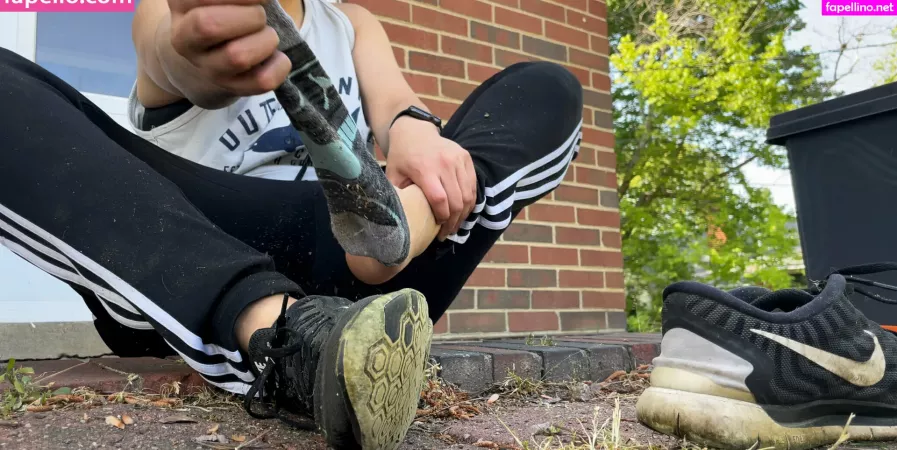 Sweatydykesocks OnlyFans Thumbnail #SYb2nnbtUv