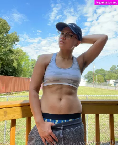 Sweatydykesocks OnlyFans Thumbnail #eP81dwzWYn