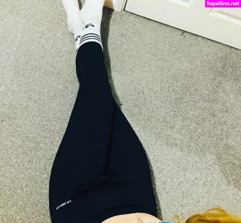 Sweatysockq OnlyFans Thumbnail #DkDQOSkxXi