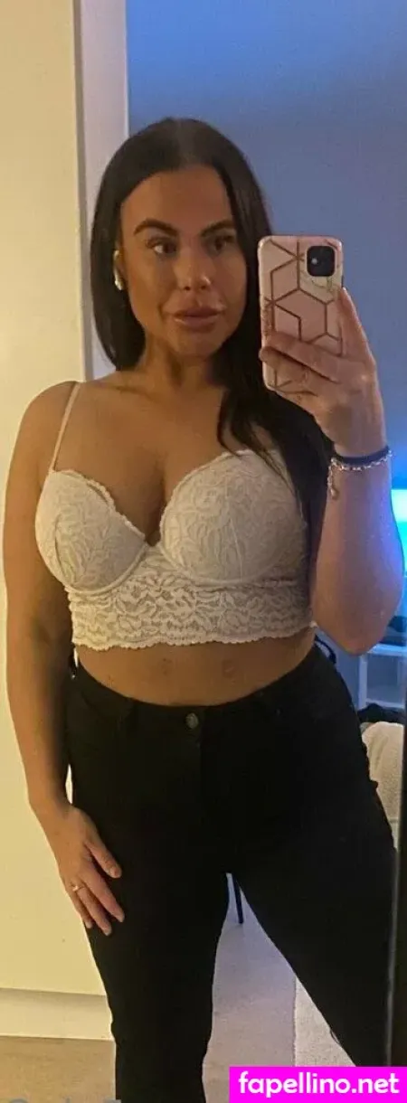 Swebabe1 OnlyFans Thumbnail #KmGTKaU9TO