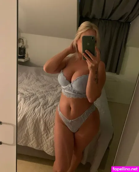 Swedish Domina Saraa OnlyFans Thumbnail #IAnbEMXENd