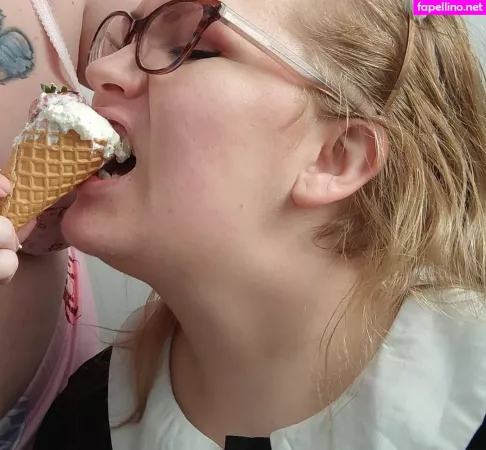 Swedishbutterball OnlyFans Thumbnail #awQY73ERPh