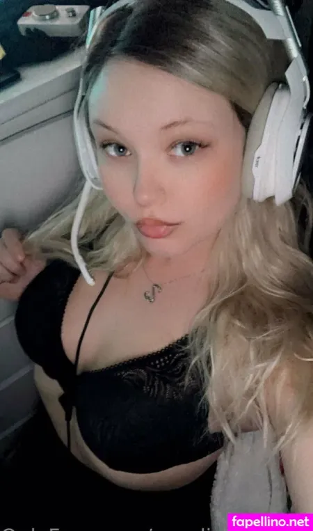 Swedishmommah OnlyFans Thumbnail #HhwJ70viF3