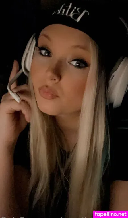 Swedishmommah OnlyFans Thumbnail #yX4cb9PTV7