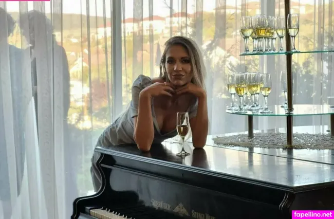 Sweeet Lucy OnlyFans Thumbnail #ZMp8OuZrOZ