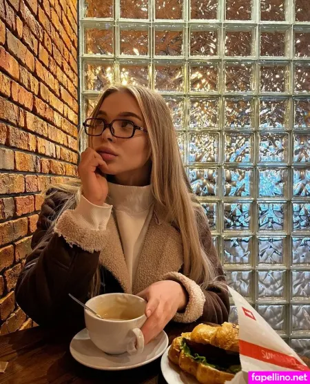 Sweet Adele18 OnlyFans Thumbnail #PXMnAQAwhX