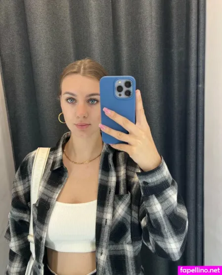 Sweet Arina18 OnlyFans Thumbnail #LvptpKumpz