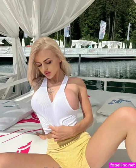 Sweet Blondyiy OnlyFans Thumbnail #1mkMKpy5rn