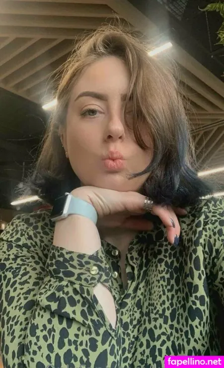 Sweet Buns OnlyFans Thumbnail #fxdZvhHgxr