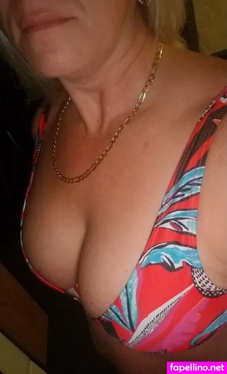 Sweet Feet Milf OnlyFans Thumbnail #xZQMt7NaNS