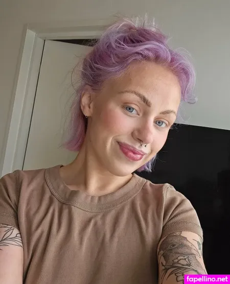Sweet Julia Freee OnlyFans Thumbnail #LHPYjUdI85