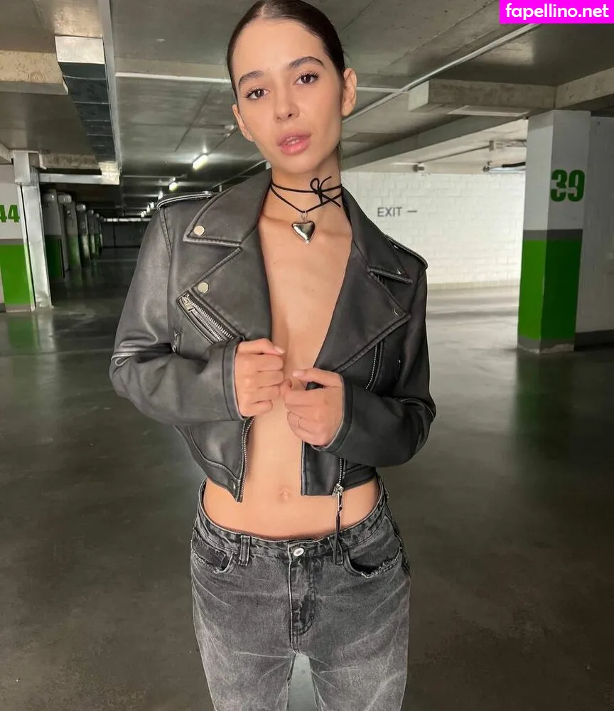 Gloria Roshka, gloriaroshka, sweet_kayley Nude Leaked OnlyFans Photo #sXVQHBkSMe