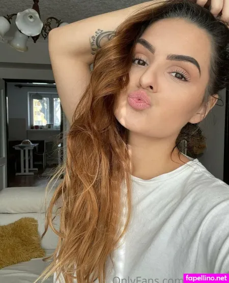 Sweet Linda OnlyFans Thumbnail #9PSpG27xMX