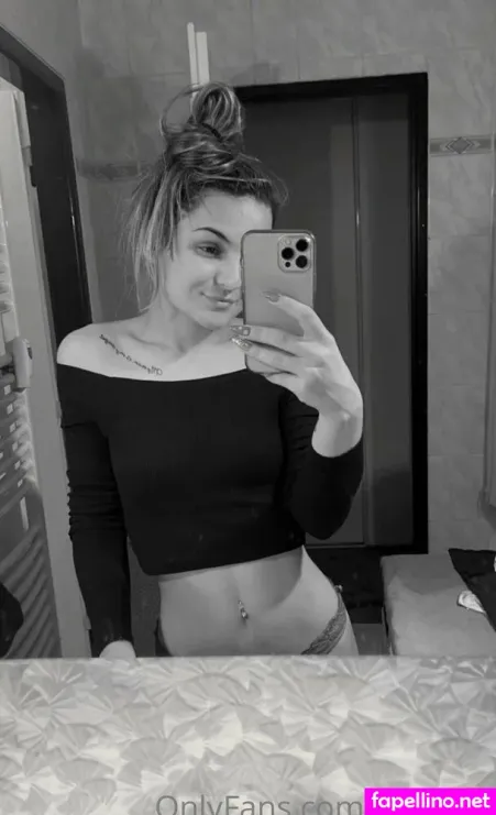 Sweet Linda OnlyFans Thumbnail #xU26ABRZZM
