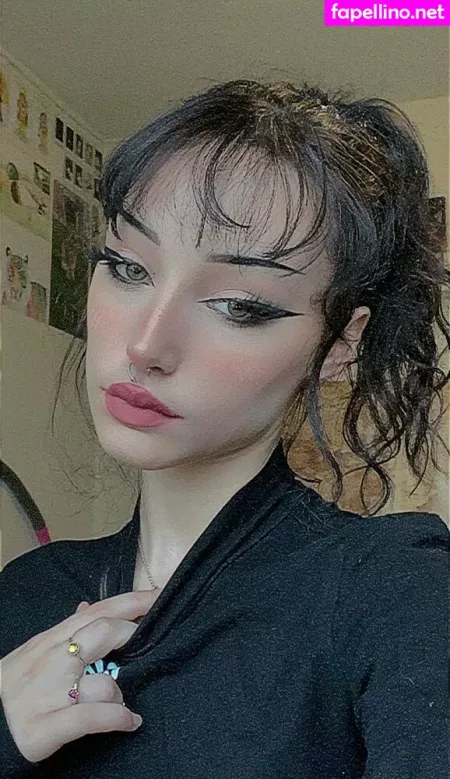 Sweet Little Hunni OnlyFans Thumbnail #1IwQZAGCpc