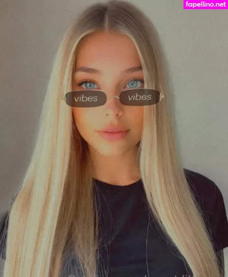 Sweet Littlemia OnlyFans Thumbnail #85yhOjBGNo