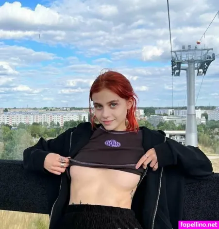 Sweet Lolly OnlyFans Thumbnail #18PgyHDjt5
