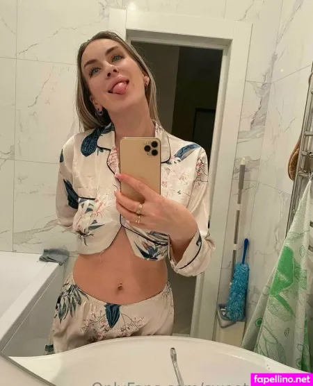 Sweet Sandra OnlyFans Thumbnail #5sYlXKXL9N